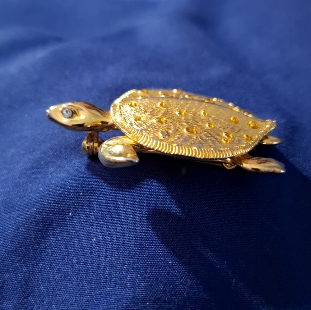Vintage Brooch